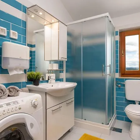 Casa Ivan Дом отдыха Cerisnjevica